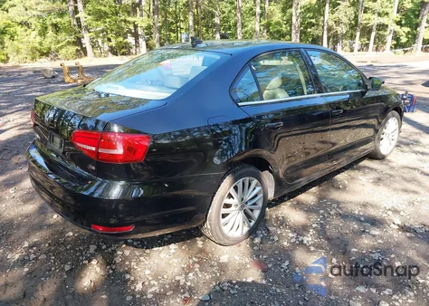 2015 Volkswagen Jetta 1.8T Se from USA, damaged, VIN 3VWD17AJ0FM319707